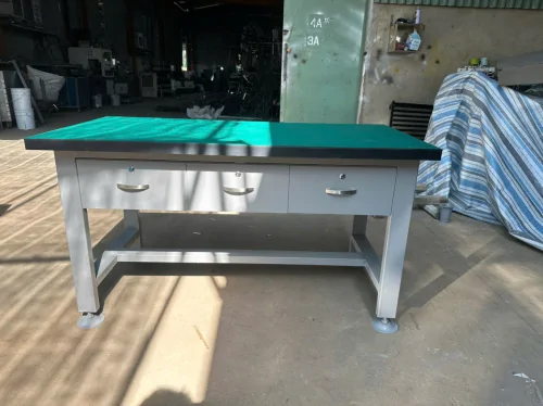 Bàn Thao Tác Chống Tĩnh Điện - Có Hộc Tủ